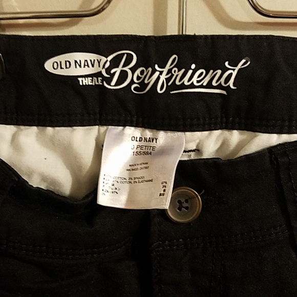 Old navy boyfriend crops - Picture 2 of 3